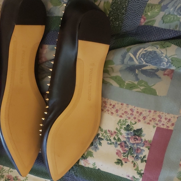IVANKA TRUMP SPIKED FLATS SZ. 11 - Picture 10 of 13